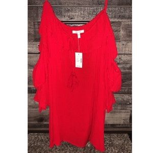 NWT Maurices cold shoulder top